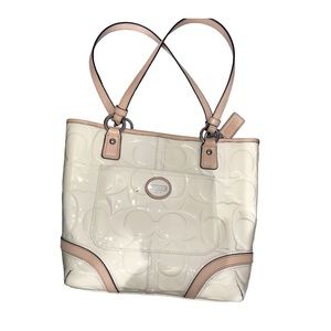 Coach Patent leather tote in Cream